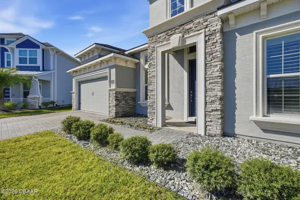6200 Fallsgrove LN, Port Orange, FL 32128