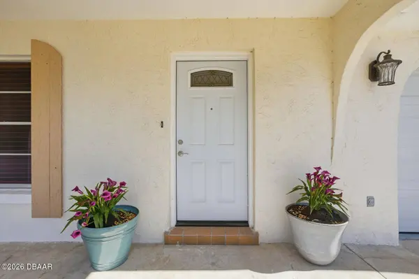 2927 Lantern DR, South Daytona, FL 32119