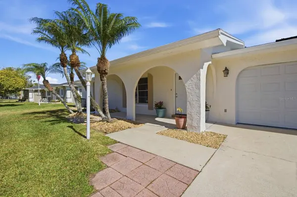 2927 LANTERN DR, South Daytona, FL 32119