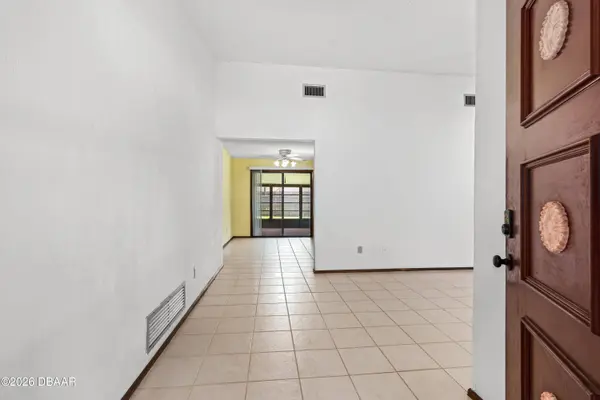 897 Whiporwill DR, Port Orange, FL 32127