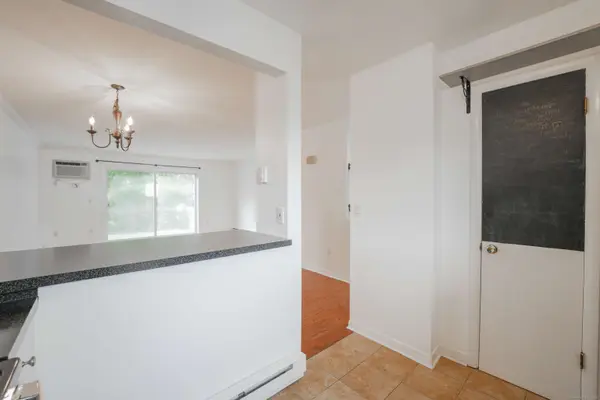 104 Coalpit Hill Road #B8, Danbury, CT 06818