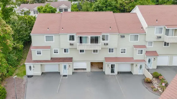 104 Coalpit Hill Road #B8, Danbury, CT 06818