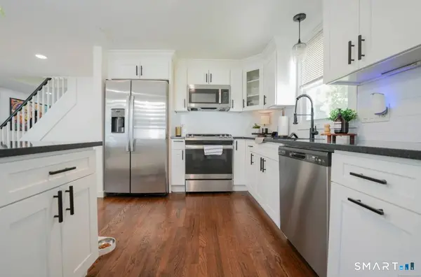 37 Quaker Road, Hamden, CT 06517