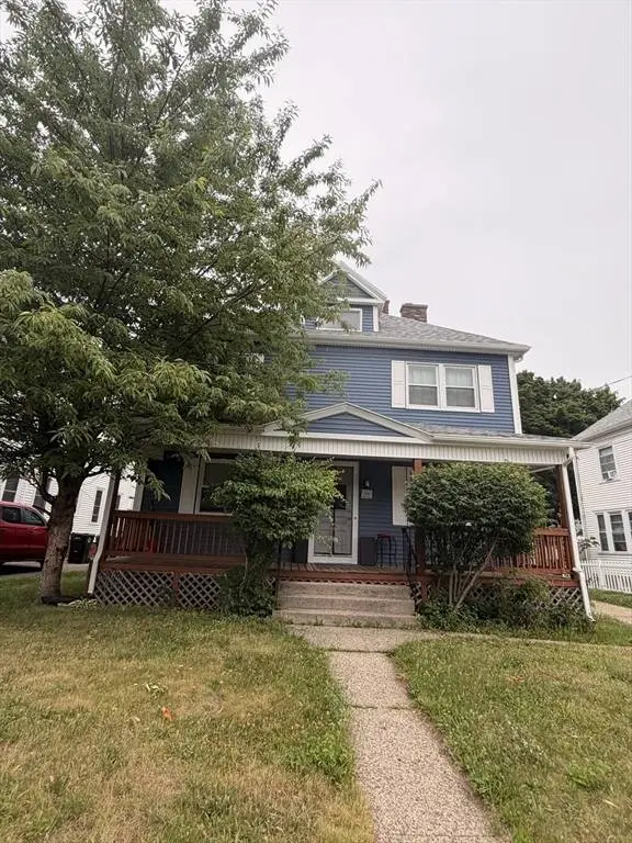 33-35 Hitchcock St, Holyoke, MA 01040