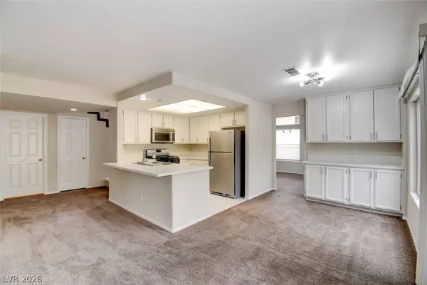 2873 Moonlight Bay LN, Las Vegas, NV 89128