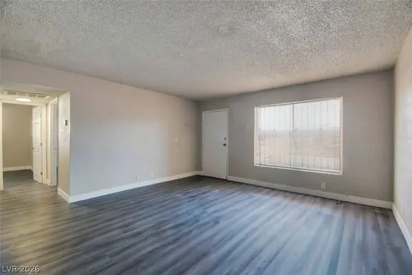 625 S Royal Crest CIR #13, Las Vegas, NV 89169