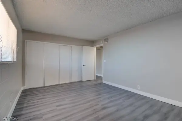 625 S Royal Crest CIR #13, Las Vegas, NV 89169