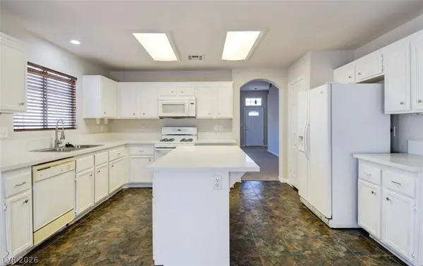 8221 Hollister AVE, Las Vegas, NV 89131