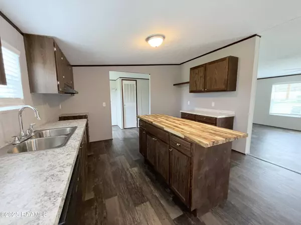 1083 Eunice RD, St. Martinville, LA 70582