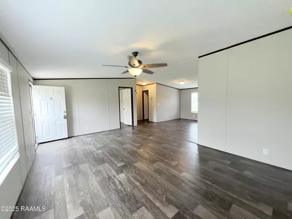 1083 Eunice RD, St. Martinville, LA 70582