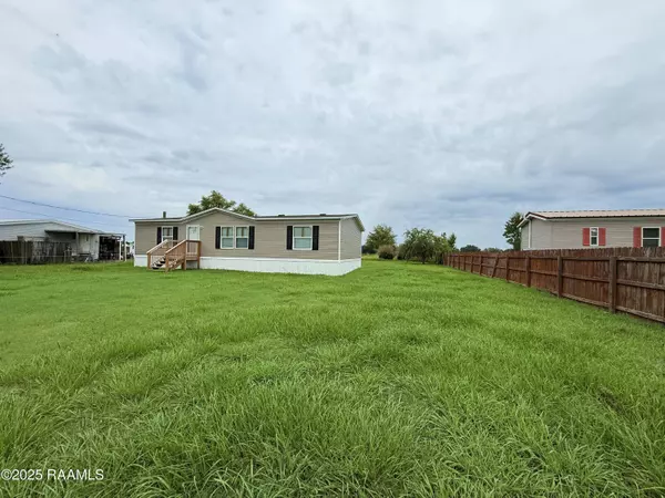 1083 Eunice RD, St. Martinville, LA 70582