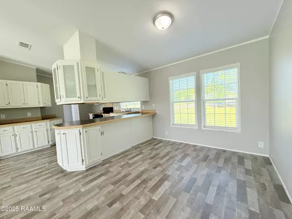 1005 Island RD, St. Martinville, LA 70582