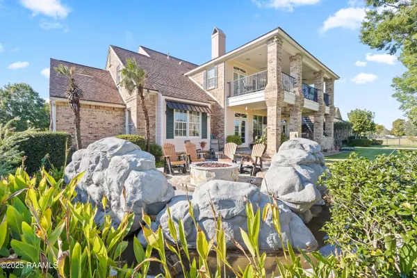 306 Sawgrass LN, Broussard, LA 70518