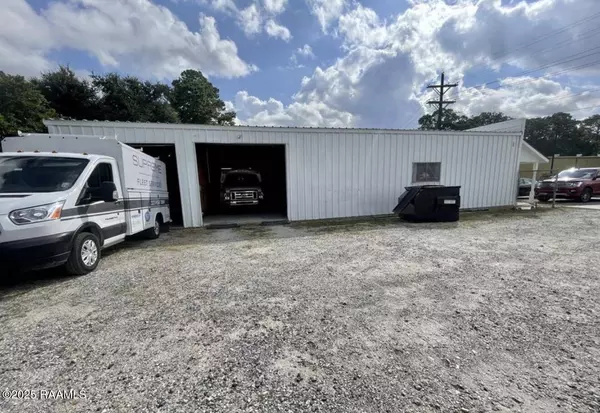 141 Industrial Pkwy, Lafayette, LA 70508