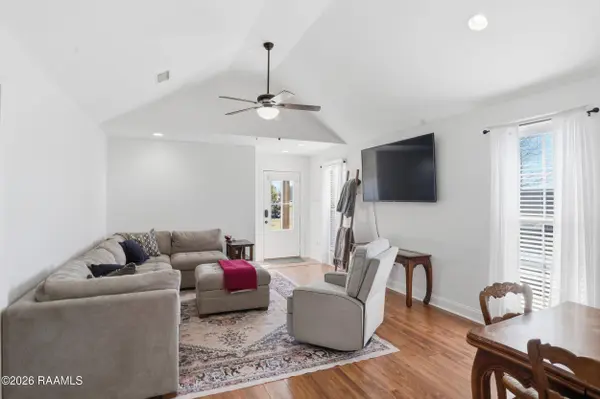 103 Acacia LN, Abbeville, LA 70510