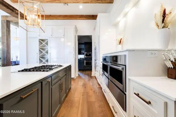 103 Grand Oak DR, Broussard, LA 70518