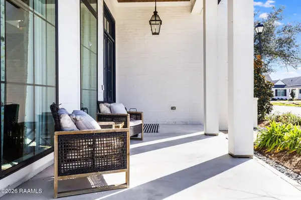 103 Grand Oak DR, Broussard, LA 70518