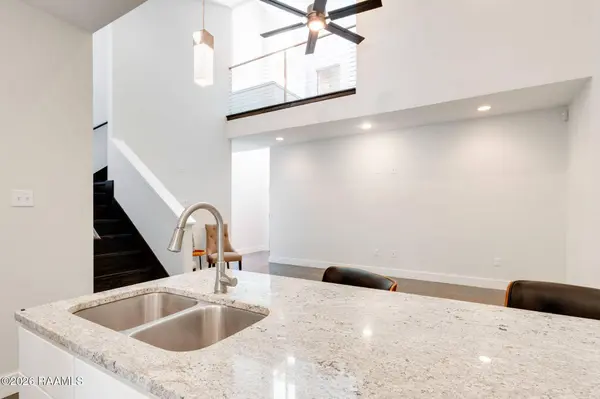 314 Highland Oaks LN, Lafayette, LA 70508