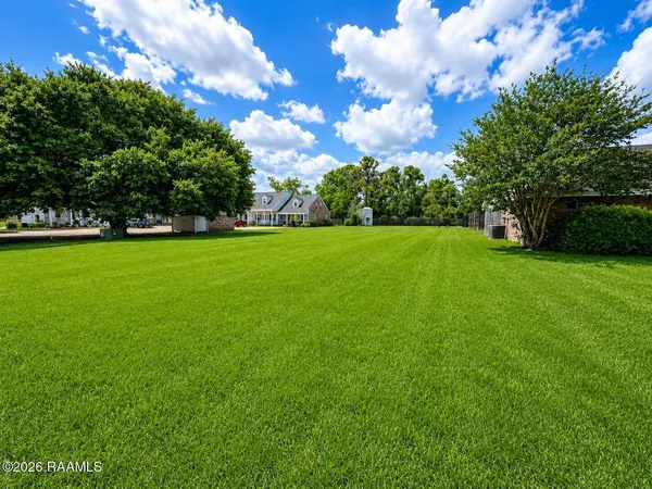 110 Blk Sunflower DR, Lafayette, LA 70508