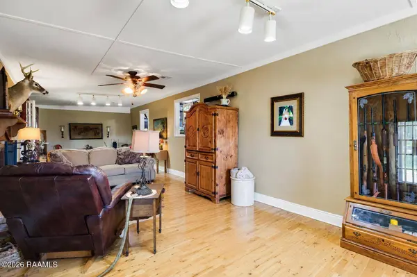 1651 Smede HWY, St. Martinville, LA 70582