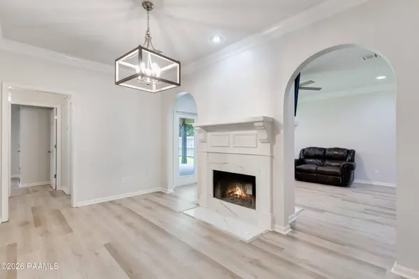 213 Colchester DR, Broussard, LA 70518
