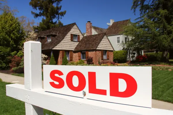 Alysa Farhound Realtor (12)