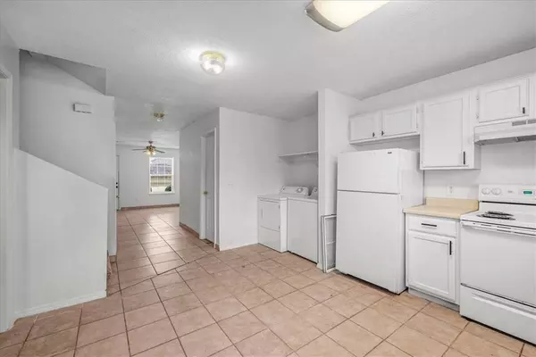 3505 SW Victoria Pl, Bentonville, AR 72712