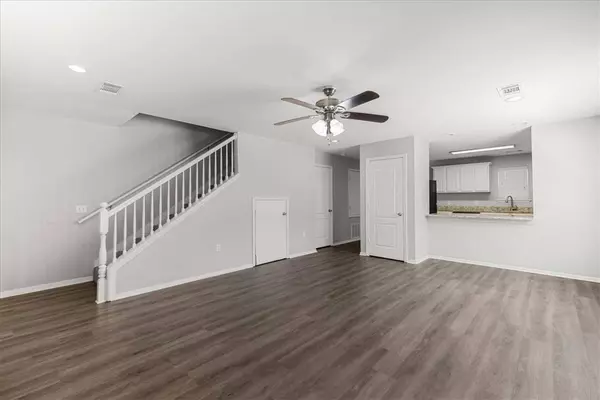 1428 W Netherland Way #4, Fayetteville, AR 72701