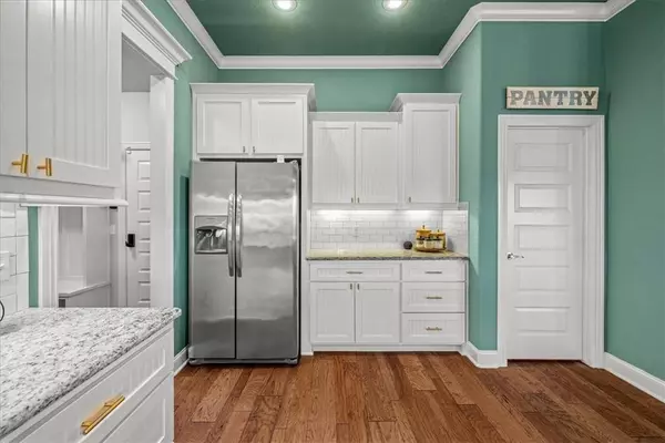 287 Penzo Ave, Tontitown, AR 72762