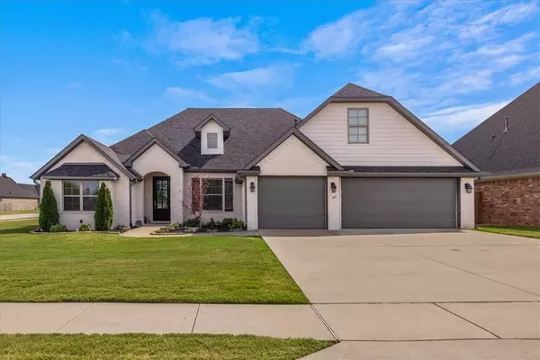 287 Penzo Ave, Tontitown, AR 72762