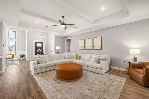 1840 Sunrise Cir, Centerton, AR 72719