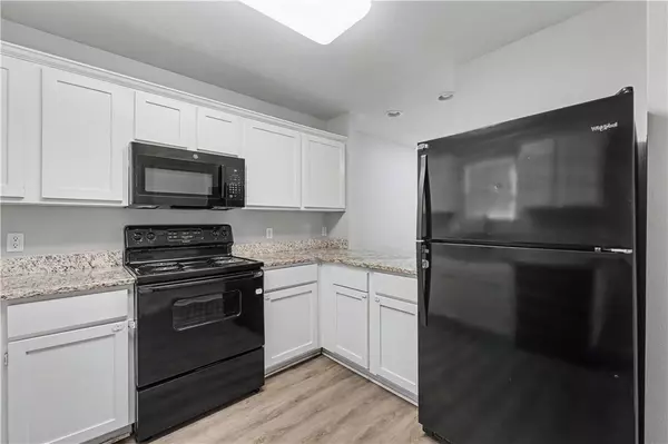 1428 W Netherland #1-2, Fayetteville, AR 72701