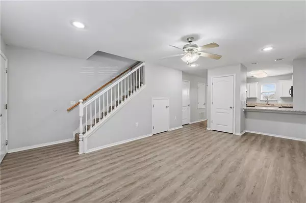 1428 W Netherland #1-2, Fayetteville, AR 72701