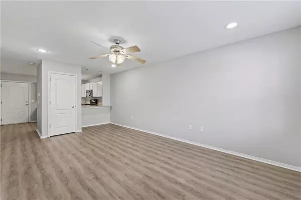 1428 W Netherland #1-2, Fayetteville, AR 72701