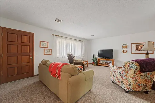 1405-1407 SE Sunrise St, Bentonville, AR 72712