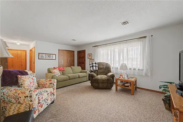 1405-1407 SE Sunrise St, Bentonville, AR 72712