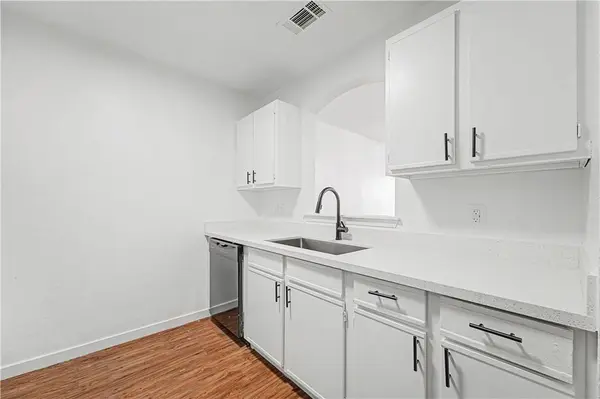 3300 SW Victoria Pl #2, Bentonville, AR 72712
