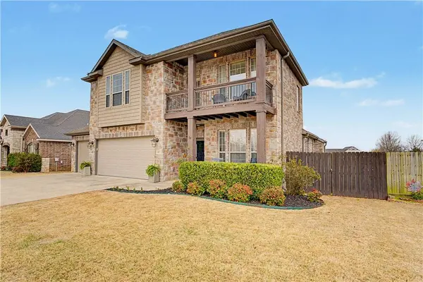 1425 S Hampton Xing, Cave Springs, AR 72718