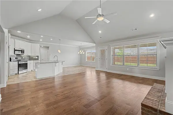497 Rossi St, Springdale, AR 72762