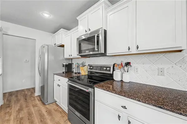 1501 Cavern Springs Way, Cave Springs, AR 72718