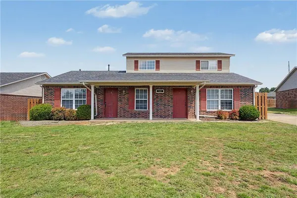 3400 SW Landau Ct, Bentonville, AR 72712