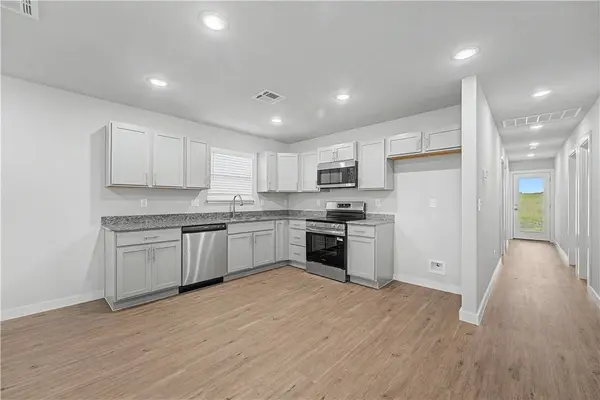 6609 & 6611 NW Altus St, Bentonville, AR 72713