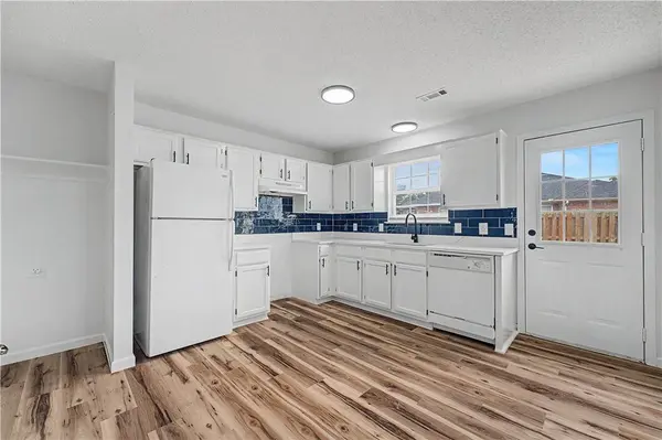 3306 SW Landau Ct, Bentonville, AR 72712