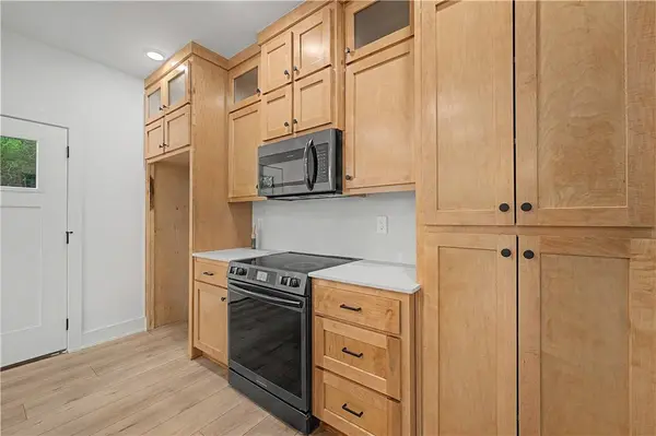 576 S Willow Ave #1-2, Fayetteville, AR 72701