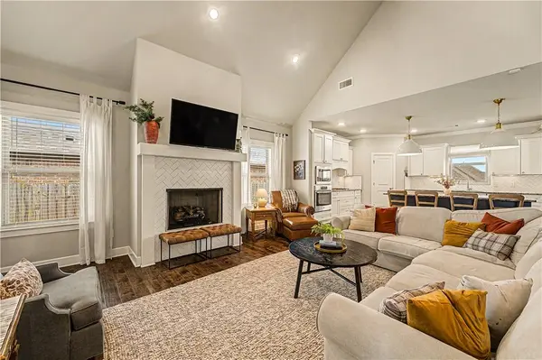 4202 SW Acres Ave, Bentonville, AR 72713