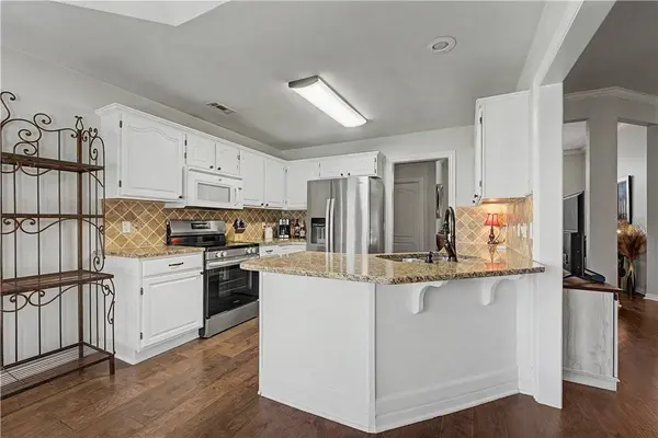 1580 London Ter, Springdale, AR 72764