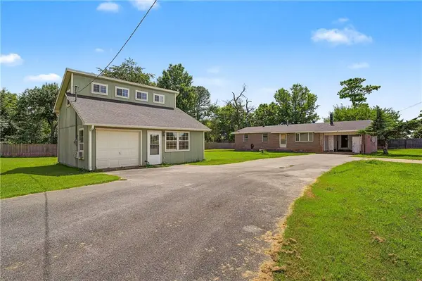 804 W Price Ln, Rogers, AR 72758