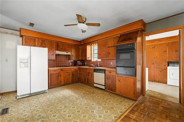 804 W Price Ln, Rogers, AR 72758