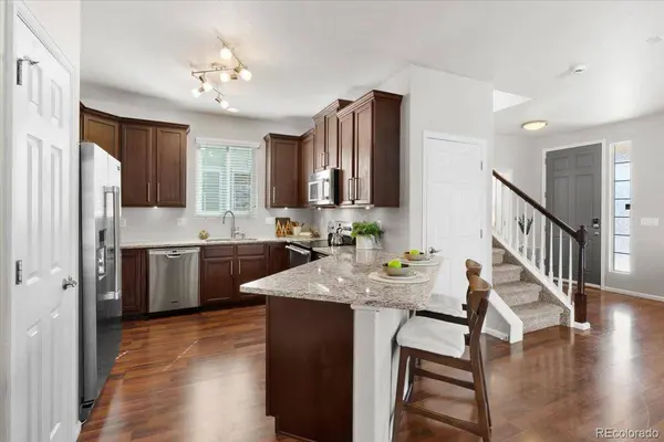 1182 S Coolidge CIR, Aurora, CO 80018