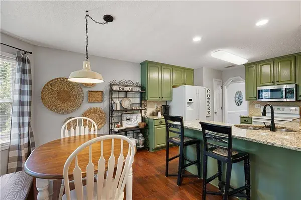 227 Dunleith DR, Dallas, GA 30132